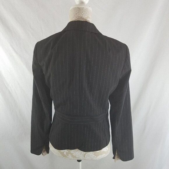 How Wen 10 Black Pinstripe 3 Button Fitted Blazer Jacket Lace Trim - Picture 6 of 10